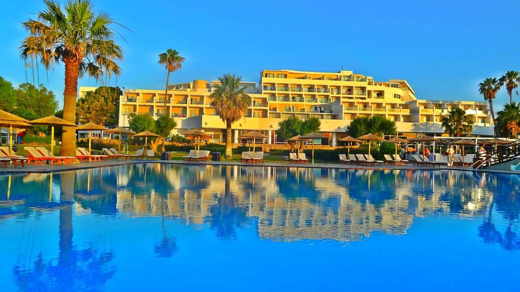 Hotel Doreta Beach Hotel